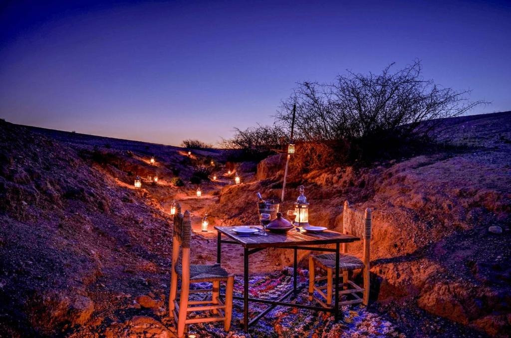 Agafay Luxury Camp — tente de luxe avec baignoire extérieure